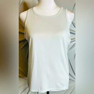 Sendara SZ S NWT pale blue racer back top w/tie back at the waist, bust 36”-40”